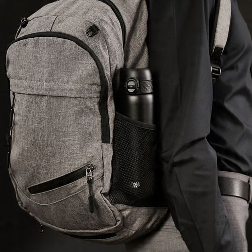 Czarny bidon na wodę elegancki i sportowy do biura na siłownię ION8 0,6 l na Arena.pl