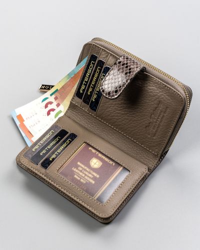 kompaktowy portfel damski z egzotycznym wzorem - peterson na Arena.pl