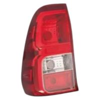 LAMPA TYLNA LEWA TOYOTA HILUX VIII 2015 2016 2017 2018