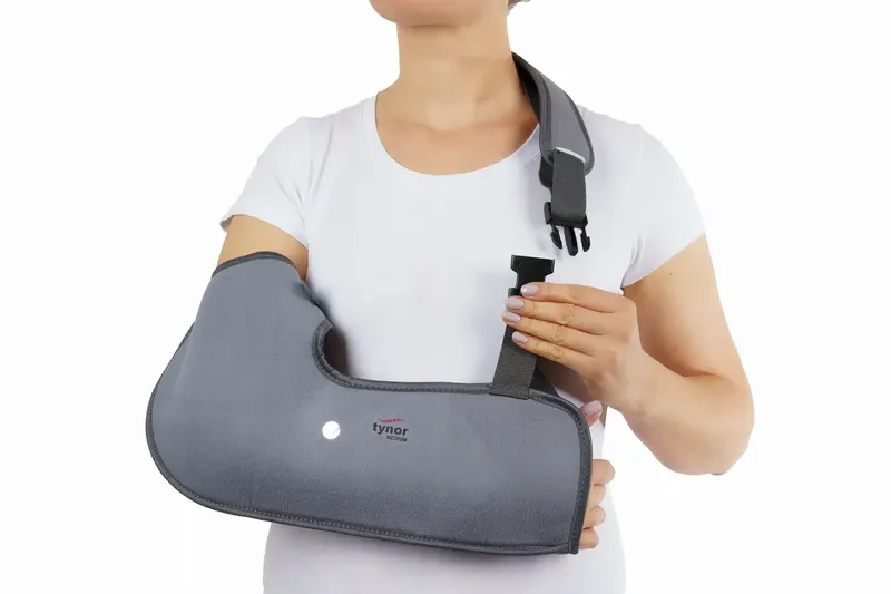 TEMBLAK RĘKI ORTEZA GIPS OCHRANIACZ zdjęcie 3