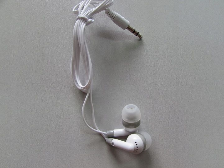 Odtwarzacz MP3 z LCD z słuchawkami słuchawki w zestawie wyświetlacz Setty zdjęcie 3