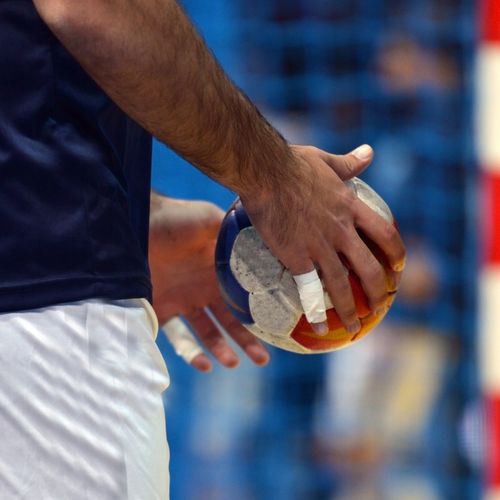 Tejp tejpy sztywny sport taping plaster na palce taping 2,5cmx10m x 7szt na Arena.pl