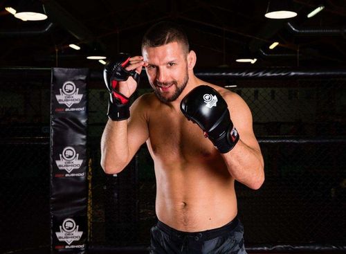 RĘKAWICE DO MMA SPARINGOWE CHWYTNE KRAV MAGA NA TRENING GRAPPLINGOWE na Arena.pl