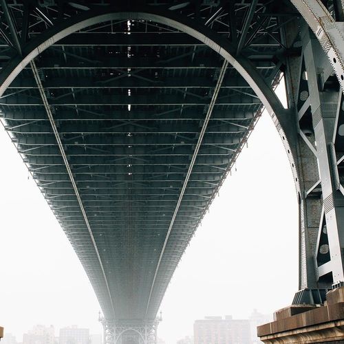 Obraz na płótnie - Canvas, Pod Brooklyn Bridge 90x60 na Arena.pl