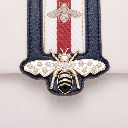 Oryginalny kuferek ecru na Arena.pl