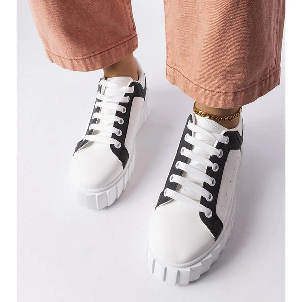 Białe sneakersy na platformie r.40 zdjęcie 3