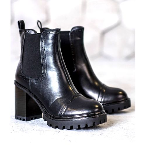 Wsuwane Botki Na Platformie r.36 na Arena.pl