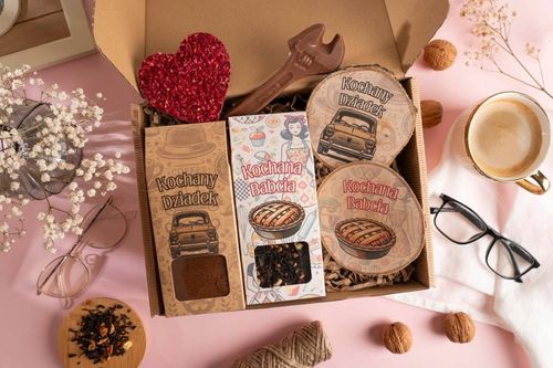 PREZENT NA DZIEŃ BABCI I DZIADKA zestaw z nadrukiem podkładki kawa herbata na Arena.pl