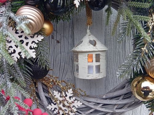 Wianek świąteczny 45 cm z latarenką LED złoto-czarny z akcentem różu na Arena.pl