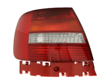 Audi A4 99-01 Lampa tylna lewa SEDAN
