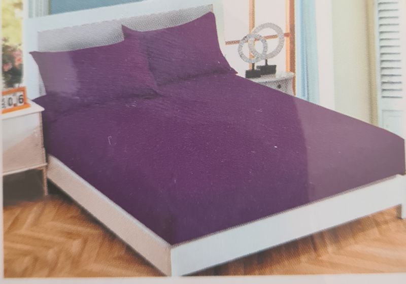 Fioletowe prześcieradło na gumkę zdjęcie 1