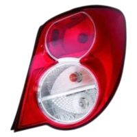 LAMPA TYLNA PRAWA CHEVROLET AVEO T300 2011 2012 2013 2014