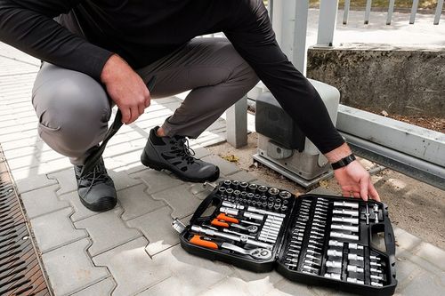 Zestaw Kluczy Nasadowych 110 Elementów 1/2", 1/4" Walizka NEO TOOLS na Arena.pl