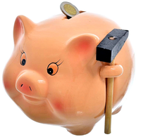 Świnka skarbonka z młoteczkiem