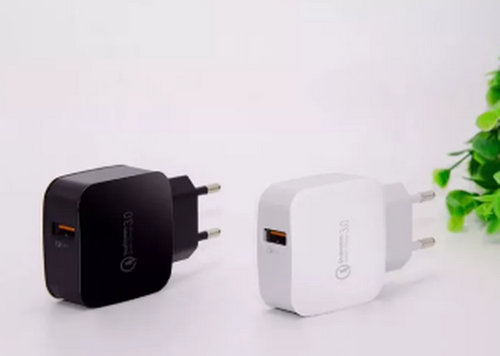 SZYBKA ŁADOWARKA CZARNY 3.0A 1xUSB PC12 na Arena.pl