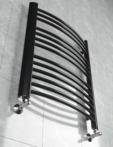 GRZEJNIK ŁAZIENKOWY CASUAL 720x570 CZARNY POŁYSK na Arena.pl