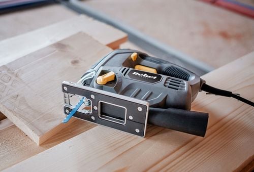 Wyrzynarka Rebel Tools na Arena.pl