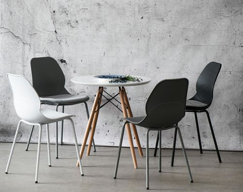 Krzesło Layer 4 czarne nowoczesne na Arena.pl