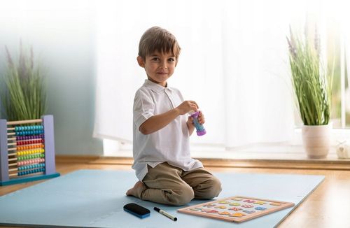 TABLICA DWUSTRONNA Z LICZYDŁEM DLA DZIECI MAGNETYCZNA KREDOWA + AKCESORIA na Arena.pl