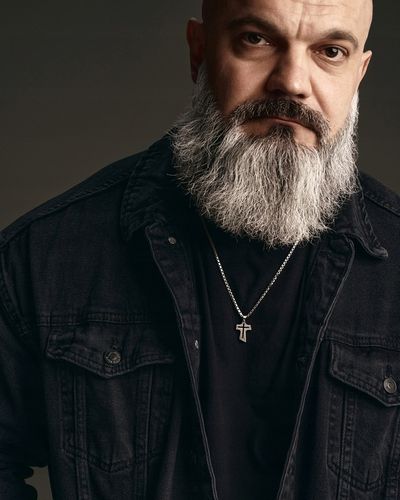 Srebrny krzyż BELIEF na Arena.pl