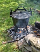 Kociołek 10L emaliowany stojący Meyerhoff PIECZONKI PRAŻONKI DUSZONKI