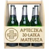 PREZENT NA URODZINY DREWNIANE NOSIDŁO SKRZYNKA NA PIWO Z WŁASNYM IMIENIEM