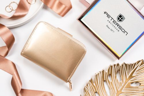 mały portfel damski ze skóry ekologicznej na zatrzask i suwak - peterson na Arena.pl