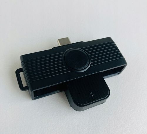 Czytnik Kart Kierowców | USB-C | CR318C | SMYCZ | na Arena.pl