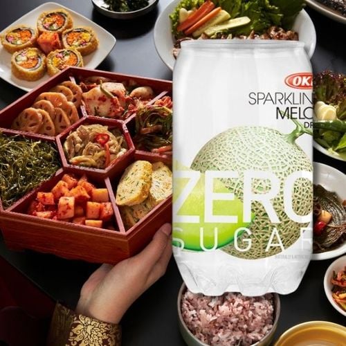 OKF Sparkling Melon Zero Sugar koreański napój melonowy 350ml na Arena.pl