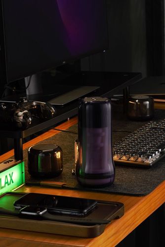 masturbator serii young - enchantress after kiss na Arena.pl