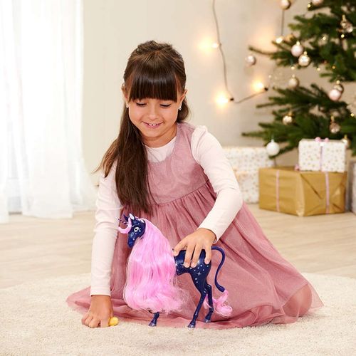 MIA I JA FIGURKA GWIEZDNY JEDNOROŻEC FIGURKA Z BAJKI ŚWIECĄCY W CIEMNOŚCI na Arena.pl