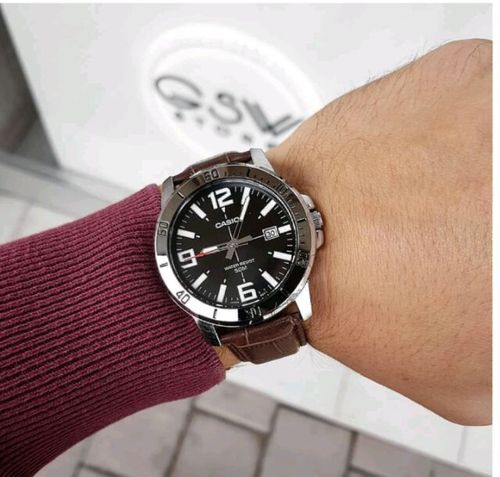 ZEGAREK MĘSKI CASIO MTP-VD01L-1BV (zd169c) + BOX na Arena.pl