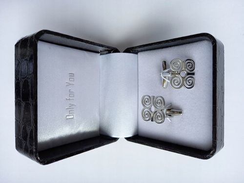 Ślubne weselne złote spinki do mankietów dla Pana Młodego ekskluzywne Etui na Arena.pl