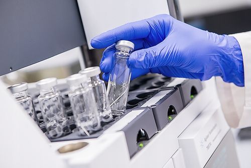 OLIMP ISO PLUS 20x35g DISPLAY IZOTONIK ELEKTROLITY na Arena.pl