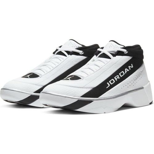 Buty Jordan Team Showcase - CD4150-100 47 na Arena.pl