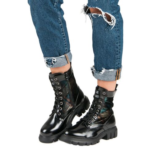 Botki Glany W Kratkę r.39 na Arena.pl