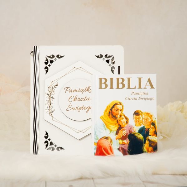 Biblia w pudełku z grawerem Pamiątka Chrztu Świętego OBC-4 zdjęcie 5