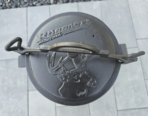 Kociołek żeliwny myśliwski 8 litrów zdjęcie 10