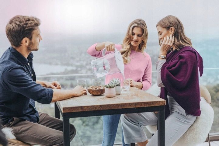 Dzbanek filtrujący BWT AQUAlizer 2,6 L, 4x wkład Mg2+ miękka woda BWT zdjęcie 11