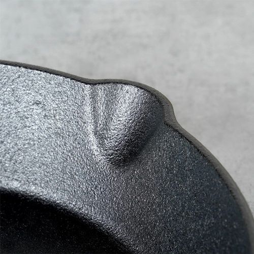 patelnia żeliwna 30cm z silikonową nakładką cast line 199036 na Arena.pl