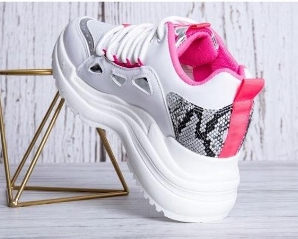 Damskie Sportowe Buty Sneakersy r.39 zdjęcie 2