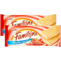 Familijne Klasyczne wafle o smaku truskawkowo-śmietankowym 180 g