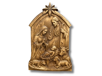 Drewniana szopka na Boże Narodzenie tradycyjna dekoracja świąteczna dąb