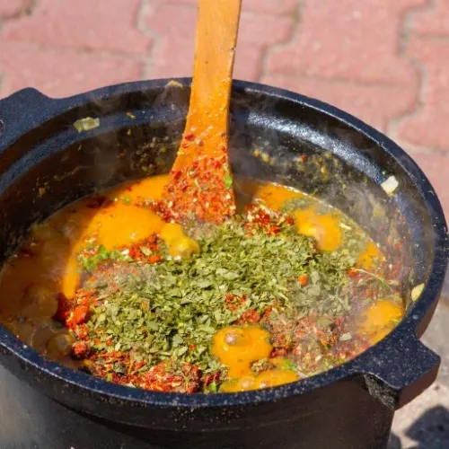 KOCIOŁEK żeliwny STOJĄCY myśliwski 7L na ognisko na Arena.pl