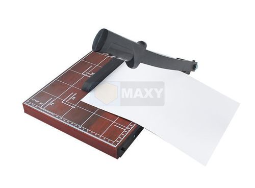 Gilotyna do papieru na Arena.pl