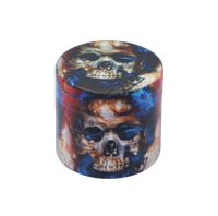 Metalowy Młynek do Tytoniu Suszu Czarny z Czachą i Niebieskimi Przebłyskami