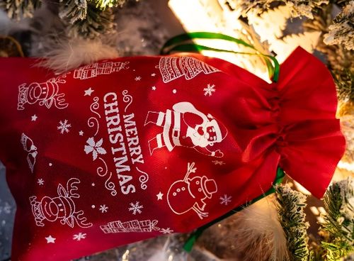 WOREK PREZENTY MIKOŁAJA świąteczny święta CZERWONY ZIELONY torebki 8szt na Arena.pl