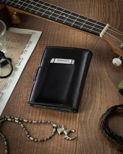 Elegancki portfel meski ze skory naturalnej na Arena.pl