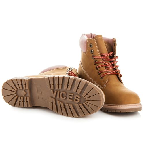 Traperki r.38 na Arena.pl