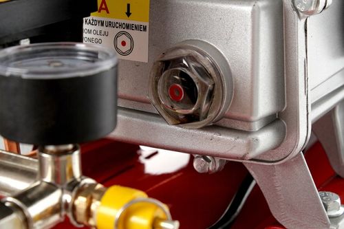 KOMPRESOR OLEJOWY SPRĘŻARKA 50L 9 BAR GRATIS ZESTAW 6w1 + 2x OLEJ 1L na Arena.pl